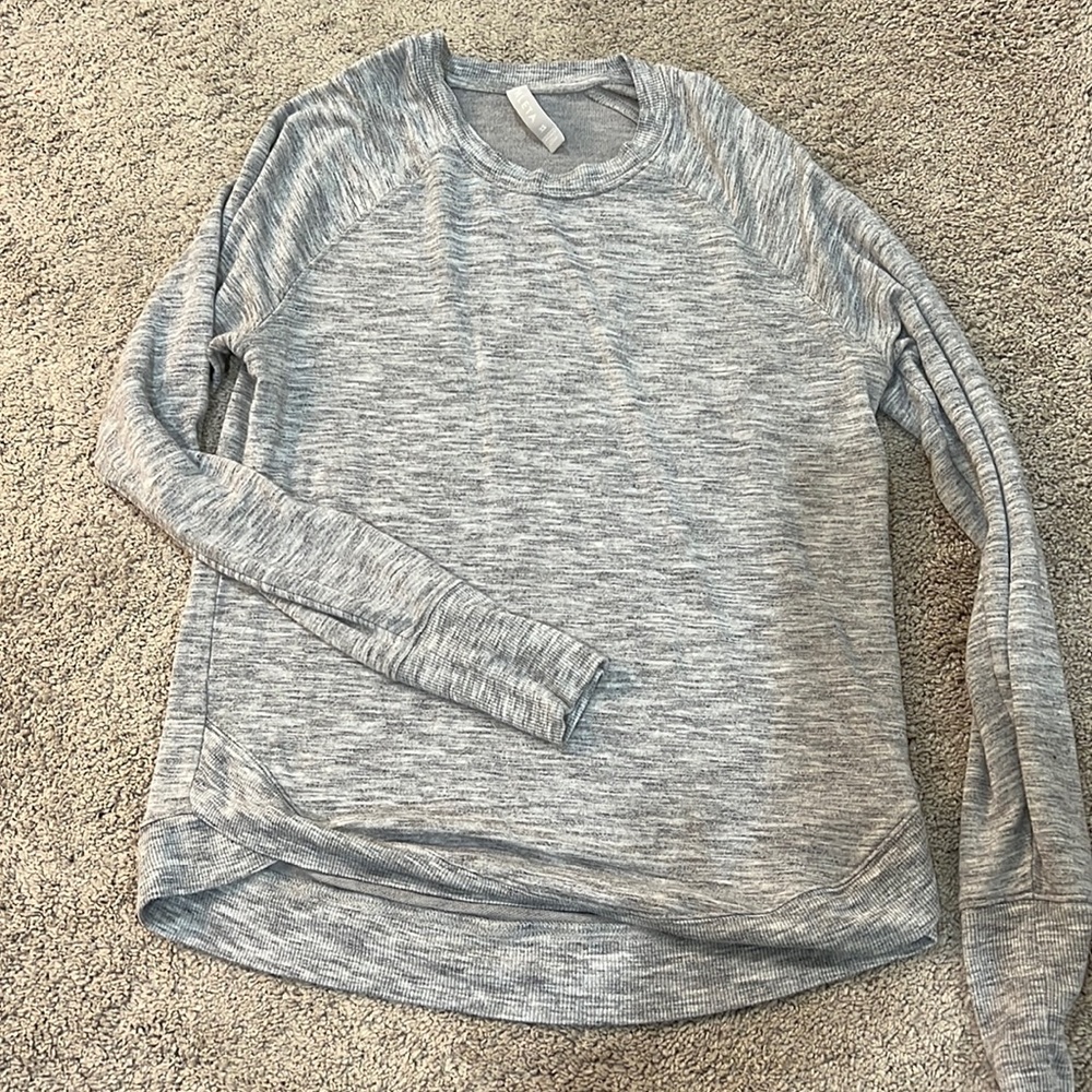 Athleta long sleeve shirt